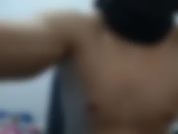 leochatur11 live webcam preview