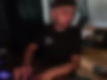 leonardo_grande live webcam preview