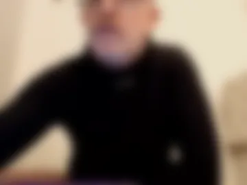 leonlad live webcam preview