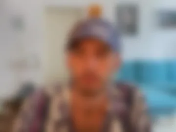 leonvampire webcam preview