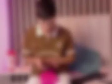 leotease photo 2