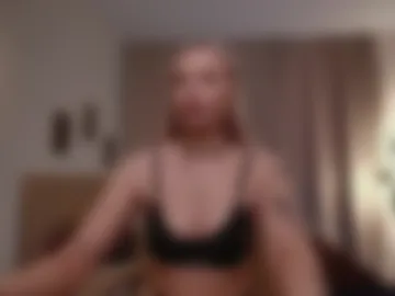 leslie_caronn photo 5