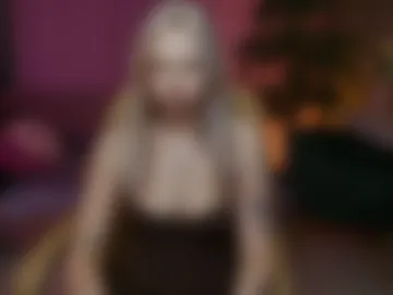 leslie_caronn photo 7