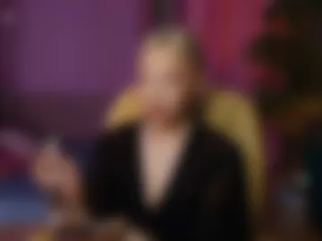 leslie_caronn photo 4