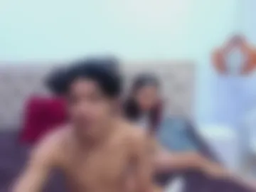 leslieanddrako photo 4