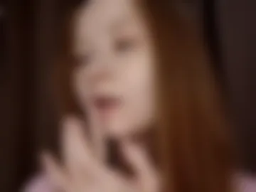 leslyshie webcam preview