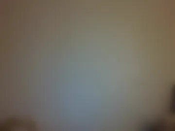 leviaandres100 live webcam preview