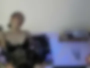leynamadrigal webcam preview