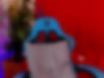 lia_little18 photo 9