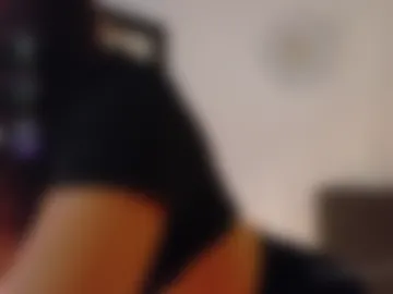 lia_tinez webcam preview