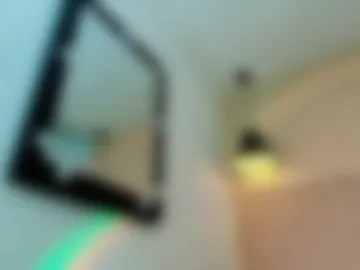 lian_cameron photo 2