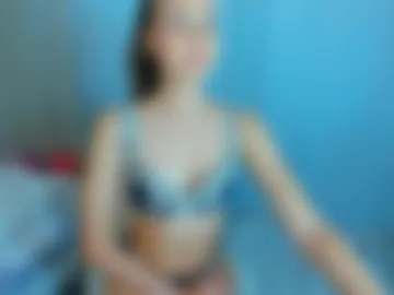 lil_tiffani webcam preview