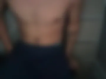 lilcaesarss photo 4