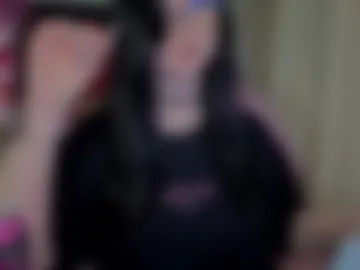 lilhornyprincess photo 5