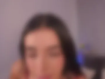 lillythompson_ photo 3