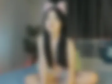 lily_moly webcam preview
