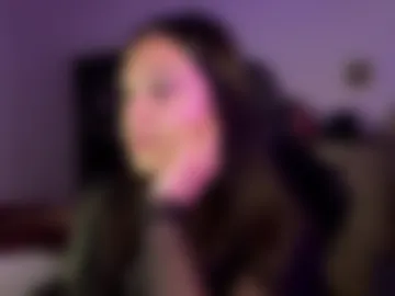 lilyhotson photo 9