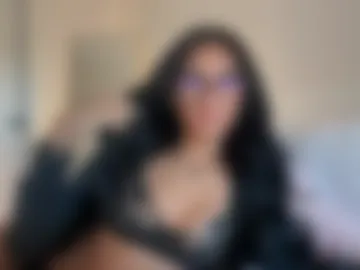 lilymaex photo 3
