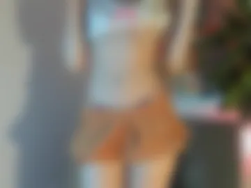 lilyskinny27 photo 5