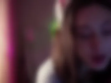 lina_n_kitty photo 6