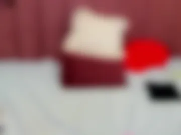 lindainsatiable photo 7