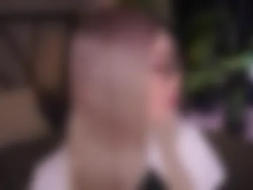 lindathacker photo 7