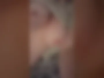 lioness37 live webcam preview
