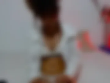 lioravelvetc live webcam preview