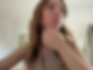 lisasmall webcam preview