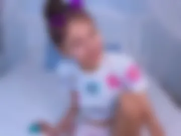 little__lunaa photo 2
