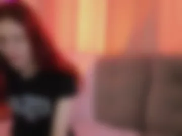 little_red_rosy webcam preview