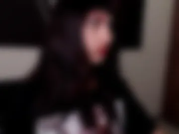 littleluciferrr photo 2