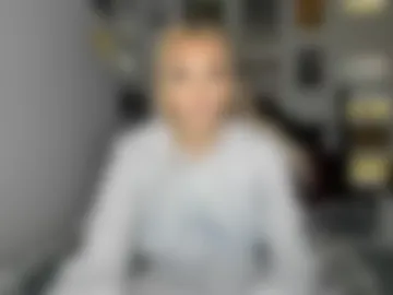 livvywinters photo 4