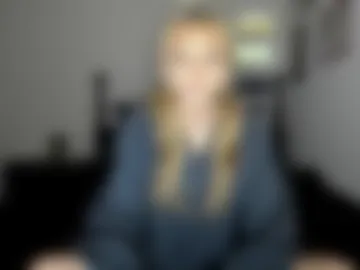 livvywinters photo 6