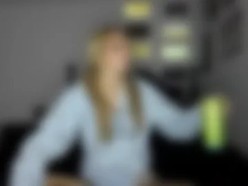 livvywinters photo 4