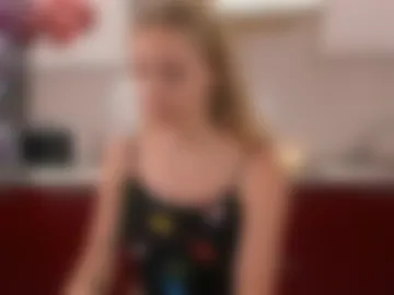 livyybosom photo 6
