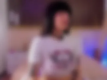 liz_grey_ webcam preview