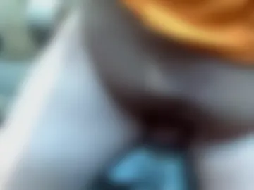 lockedpeepee photo 3