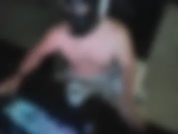 lockedupliam live webcam preview