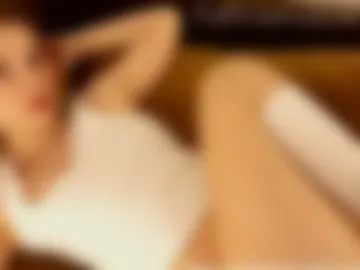 lolaatatee webcam preview