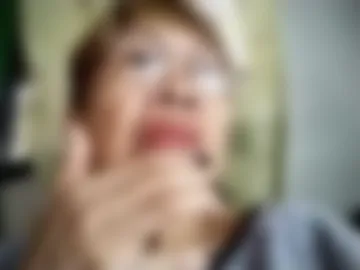 lolamommie live webcam preview