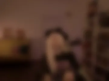 loony_moony webcam preview