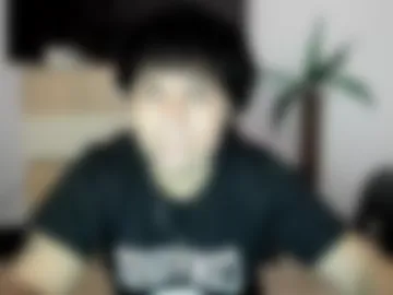 lorenzoboy99 live webcam preview