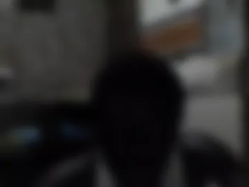 lovebirds684255 live webcam preview