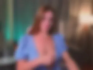lovellalipss photo 4