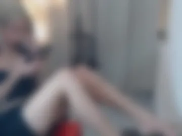 lovely_alwina photo 6