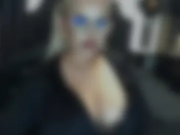 lovelyblondyxxx photo 5