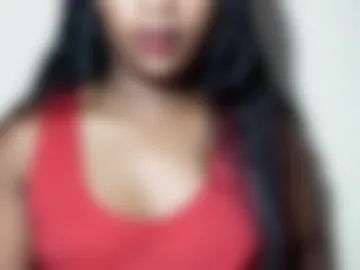 lovelylarra webcam preview