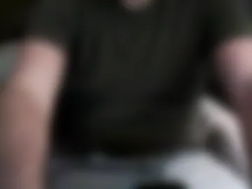 lovelylaur_xo photo 5