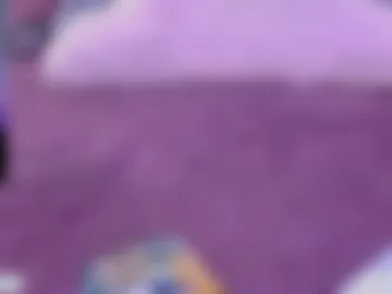 lovelylittlegoddess18 webcam preview